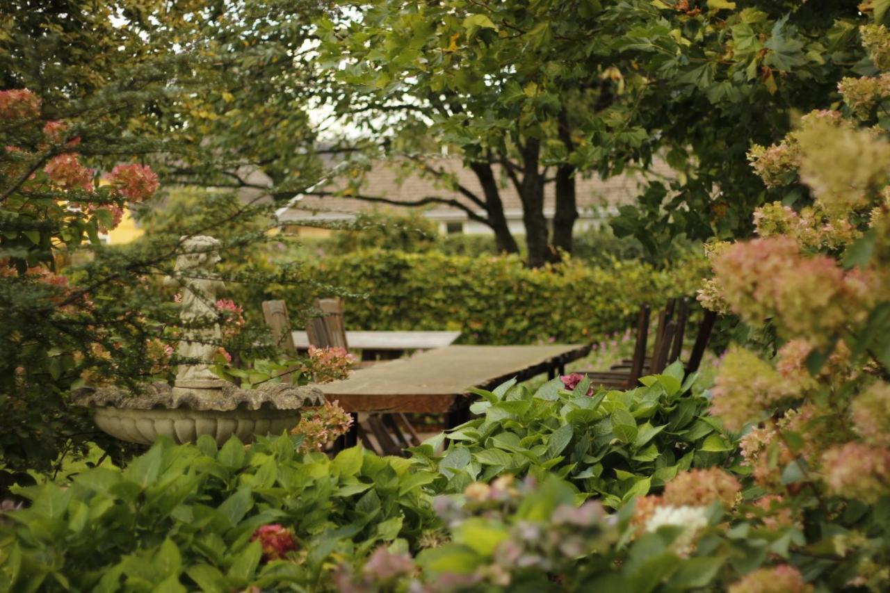 Bed and Breakfast Lindegaarden Kollund Крусо Экстерьер фото